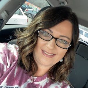 Meet your Posher, Brenda